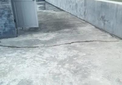 武进楼顶漏水维修公司分享下如何解决卫生间隐蔽部位漏水的问题?